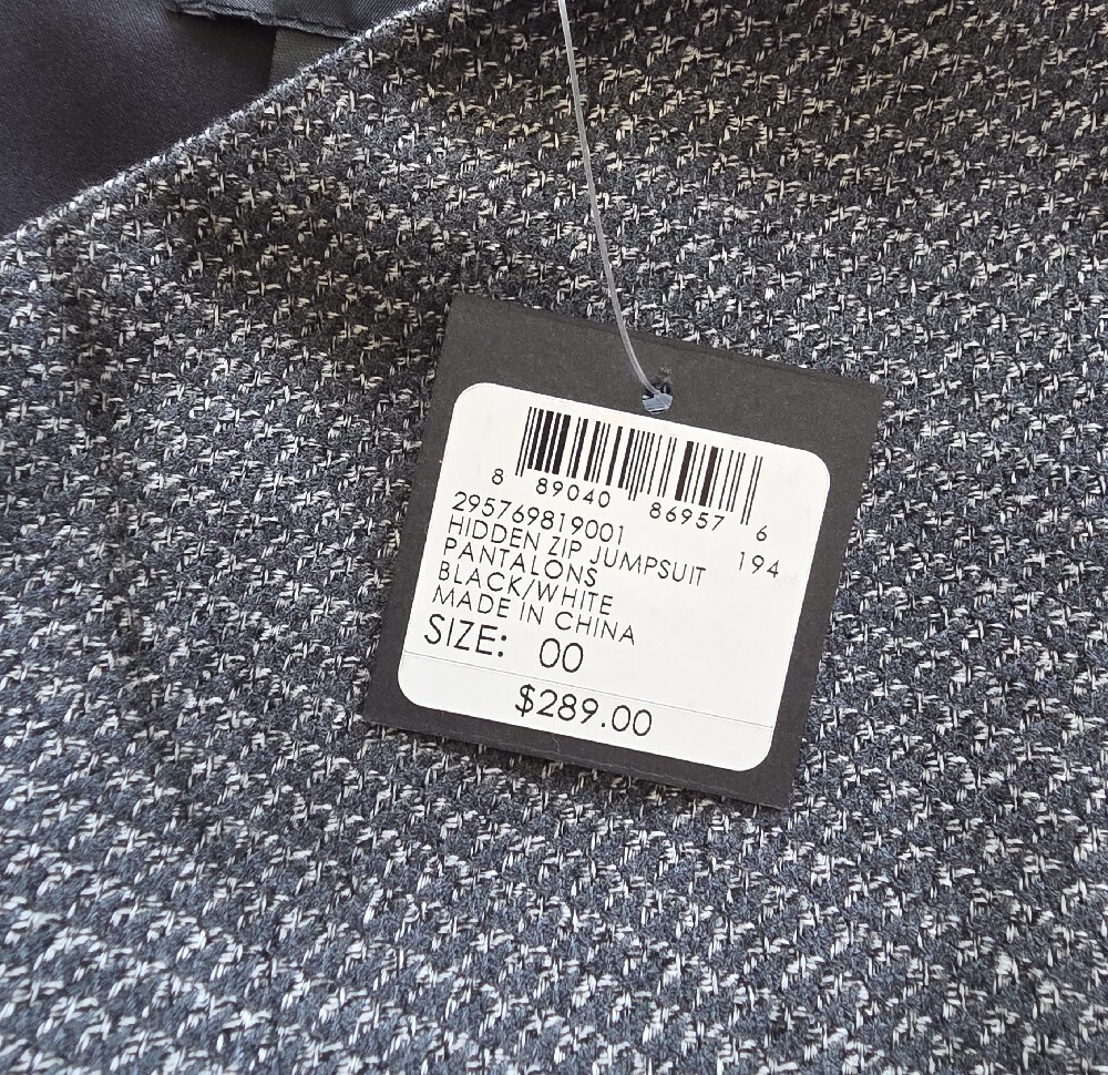 Club Monaco Gray Tailored Short-Sleeve Jumpsuit - Picture 4 of 7
